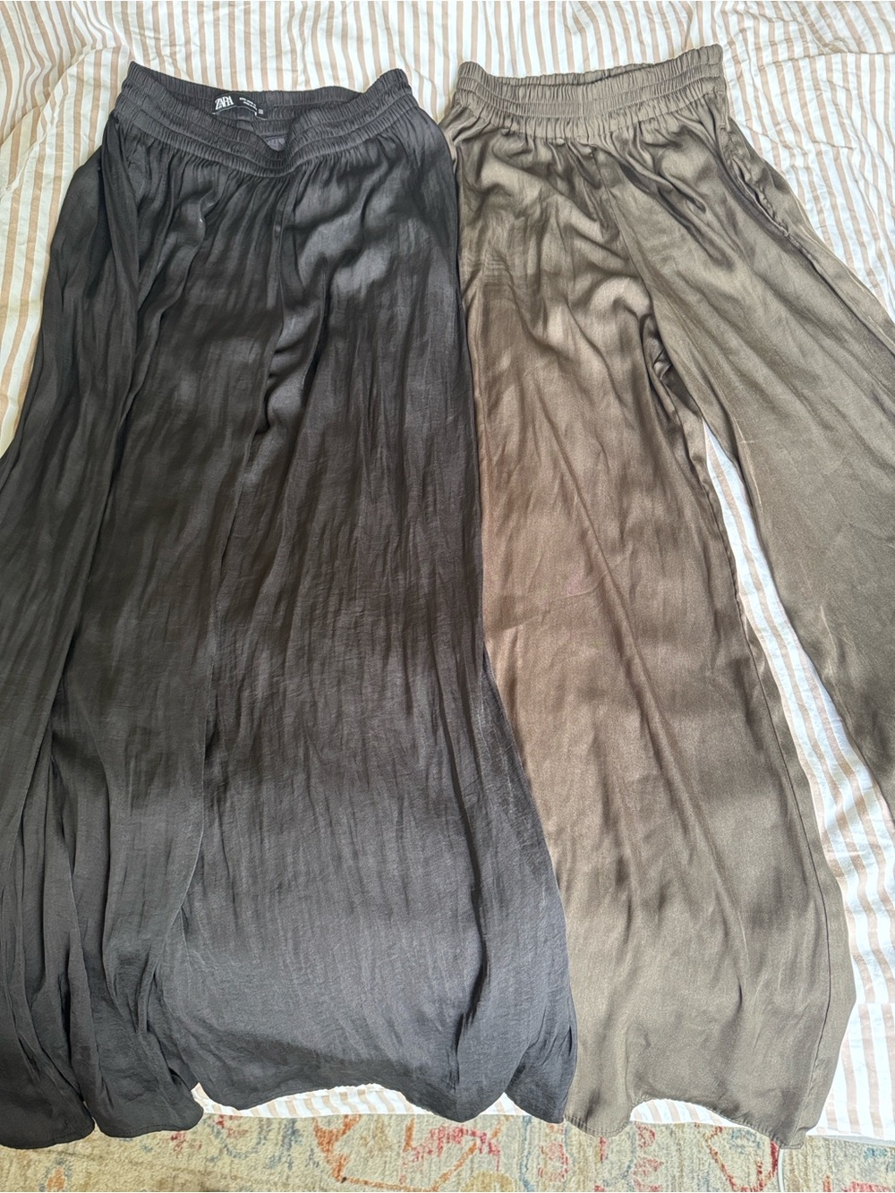 NWT ZARA SHINY WIDE LEG PANTS TROUSERS .Black . Pre owned like new sz S - Picture 14 of 14
